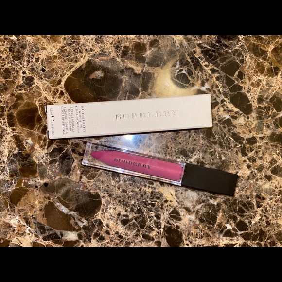 BURBERRY Kisses Lip Lacquer Rosy Mauve - Picture 6 of 6